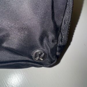 Lululemon Black Mesh Interior Bag